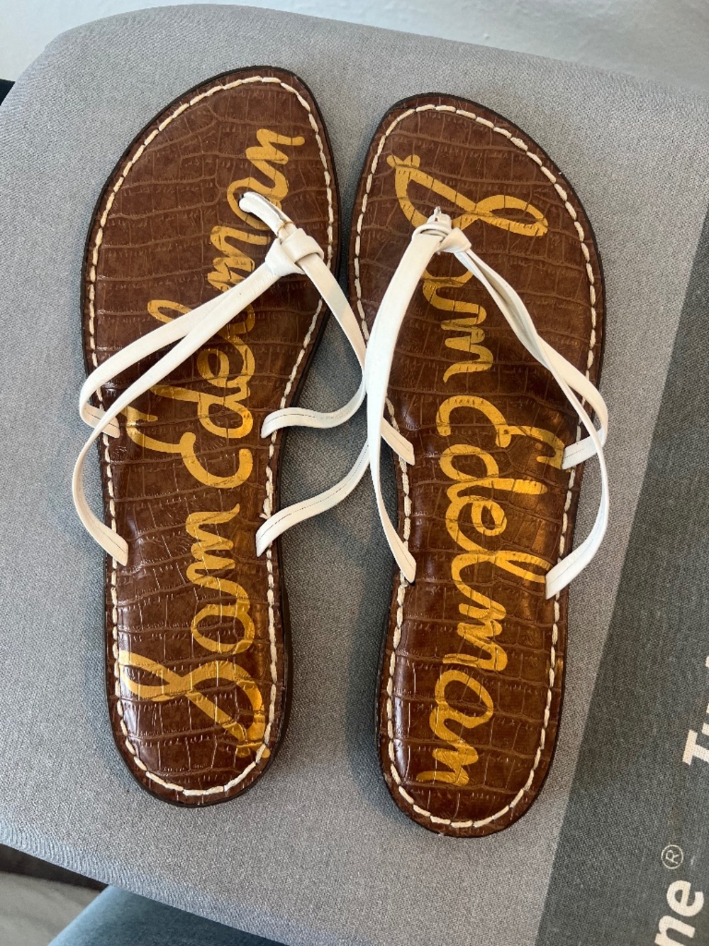 Sam Edelman White Leather Thong Sandals Flat Flip Flop Croc Footbed Summer Shoe